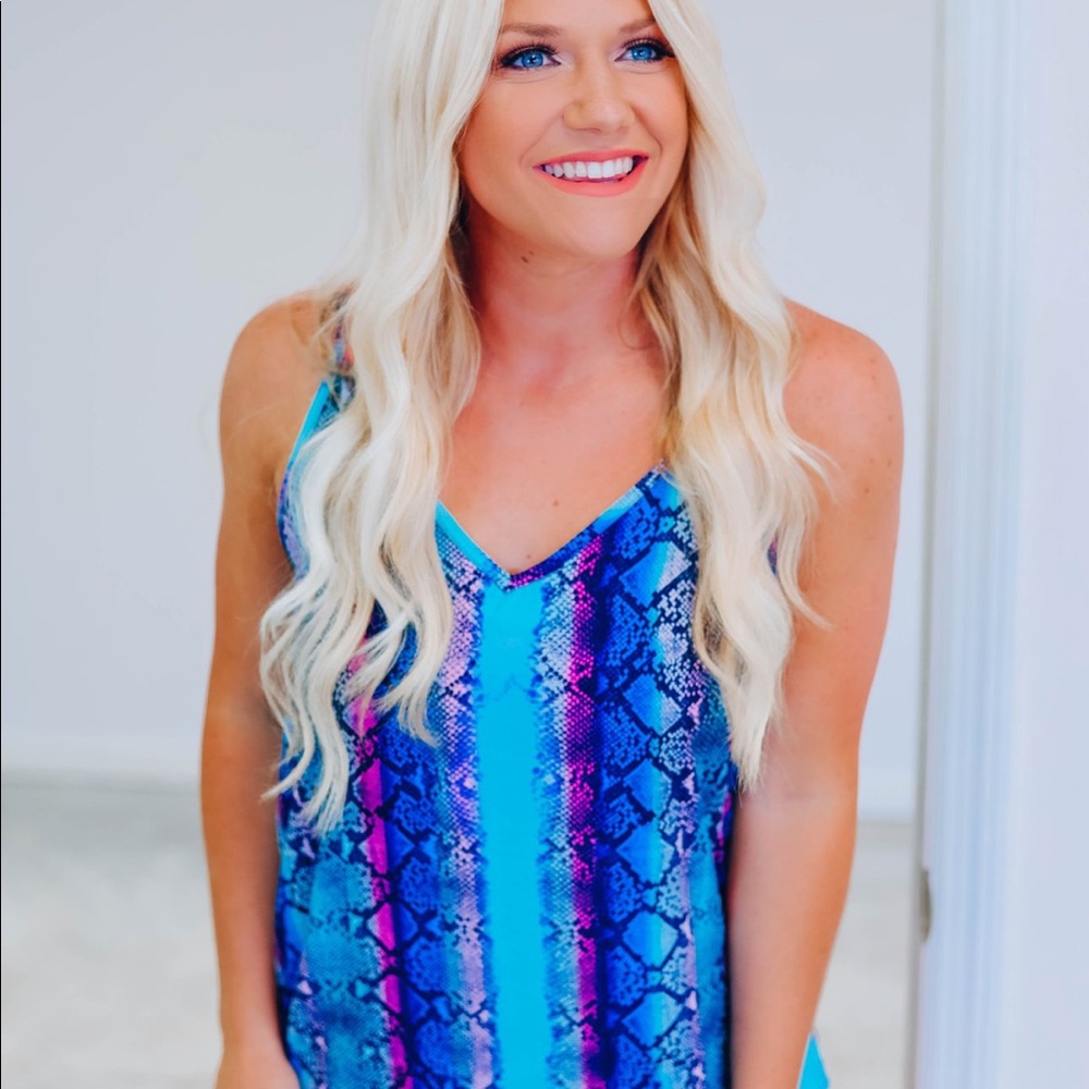 Aqua snakeskin top XS